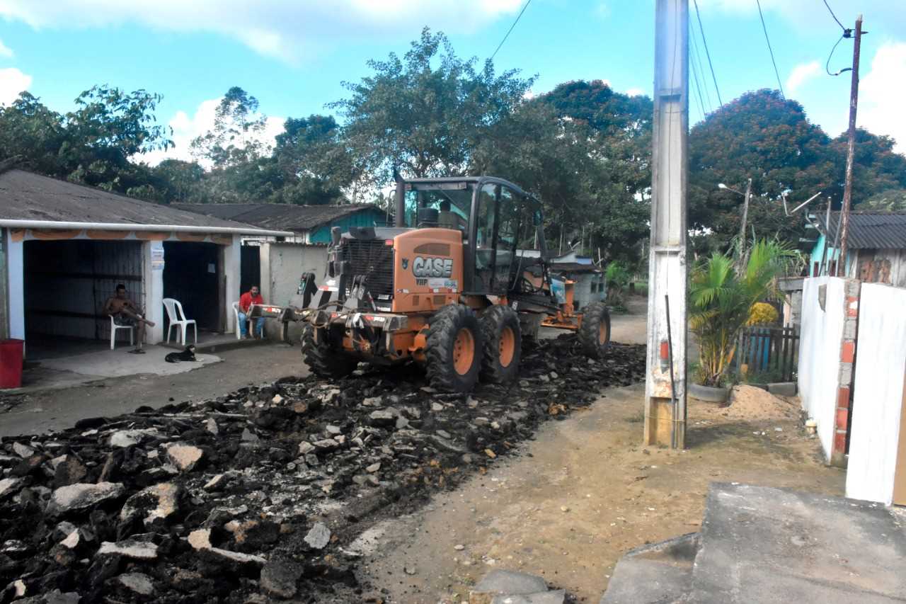 Camacã: Moradores do Jardim Cruzeiro (Posto Mangueira) comemoram a chegada do calçamento